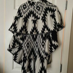 Black and White Geometric Women's Sweater